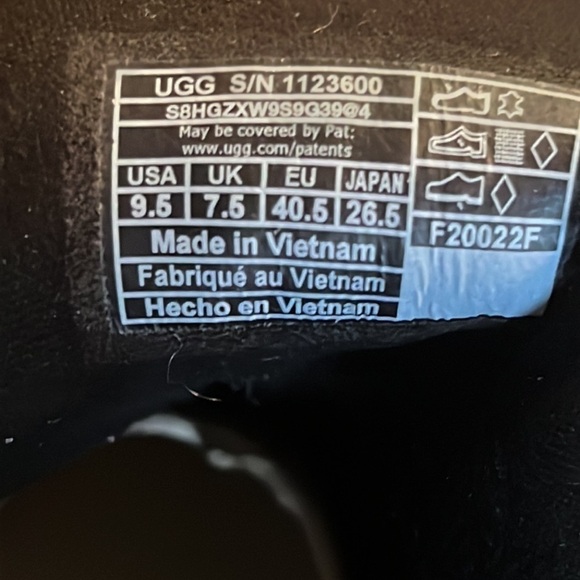 NWT UGG Sidnee Waterproof Platform Lug Combat Boot! - Picture 12 of 12